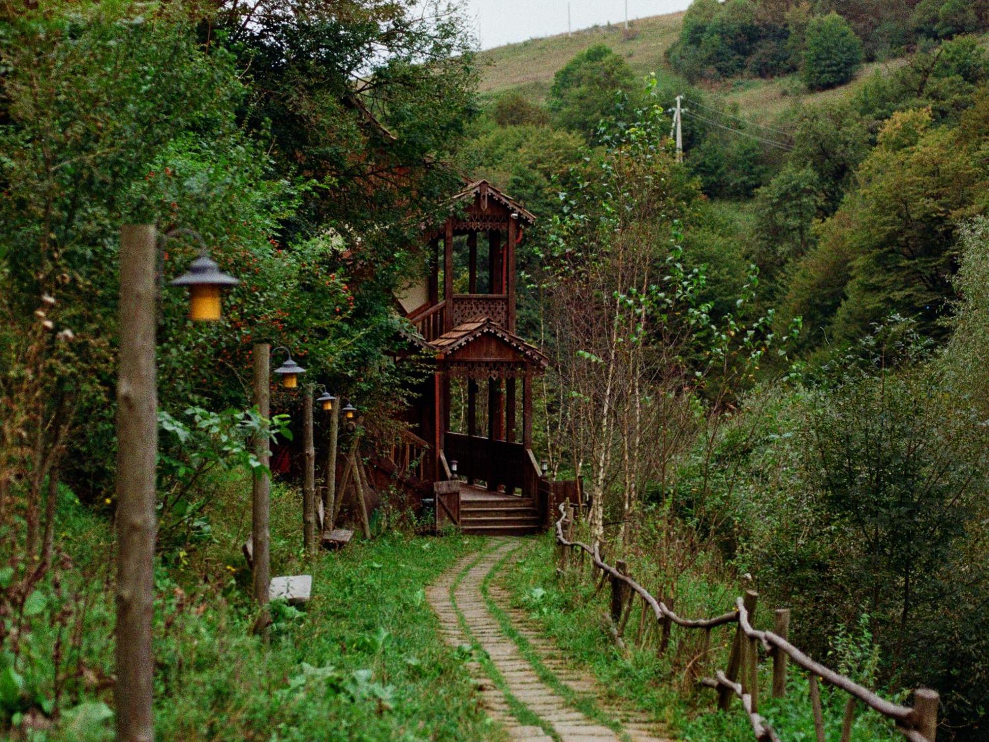Ecokayan Dilijan Resort Hotel Eksteriør billede